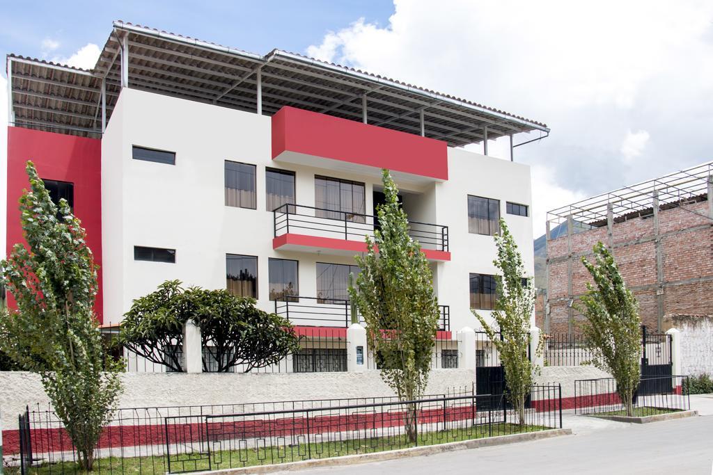 Hostal Santa Rosa Caraz ภายนอก รูปภาพ